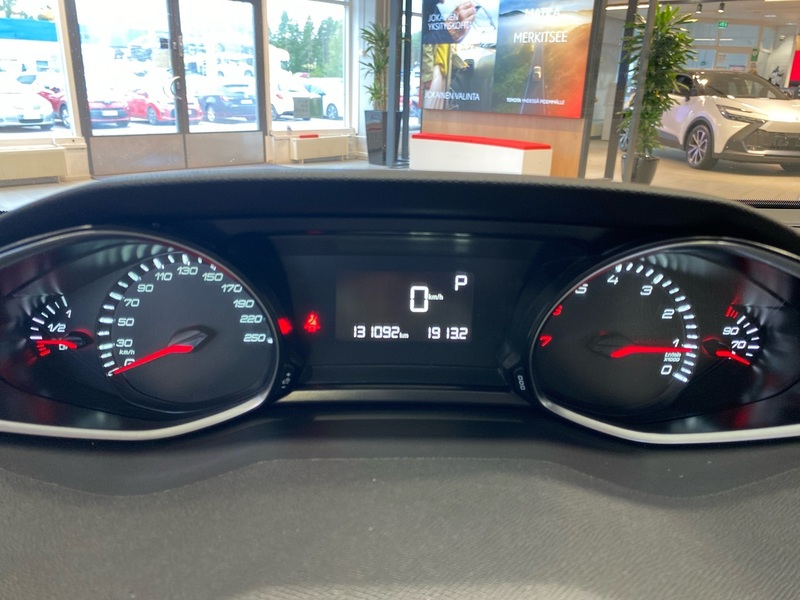 Peugeot 308 vaihtoauto