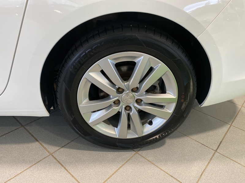 Peugeot 308 vaihtoauto