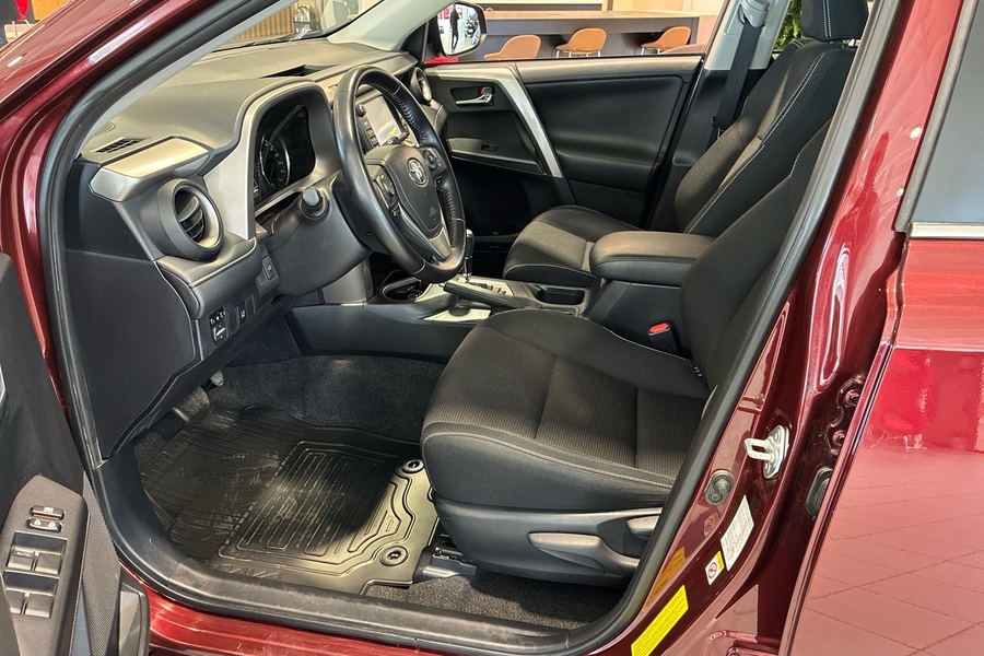 Toyota RAV4 vaihtoauto