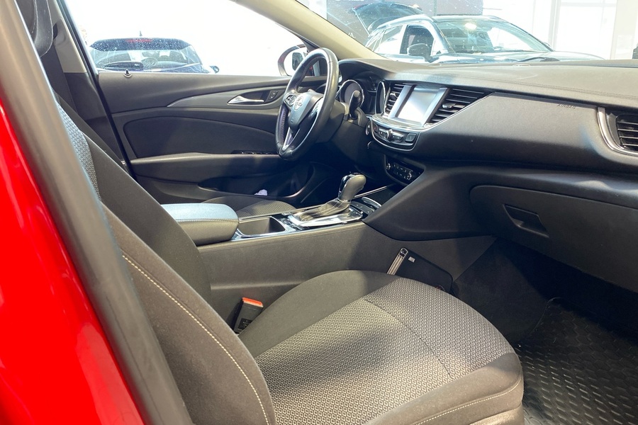 Opel Insignia vaihtoauto