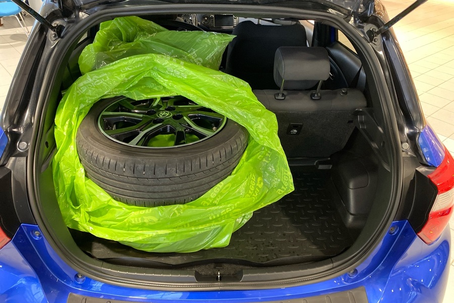 Toyota Yaris vaihtoauto