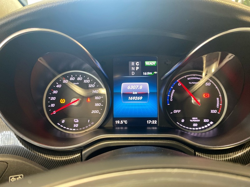 Mercedes-Benz EQV vaihtoauto