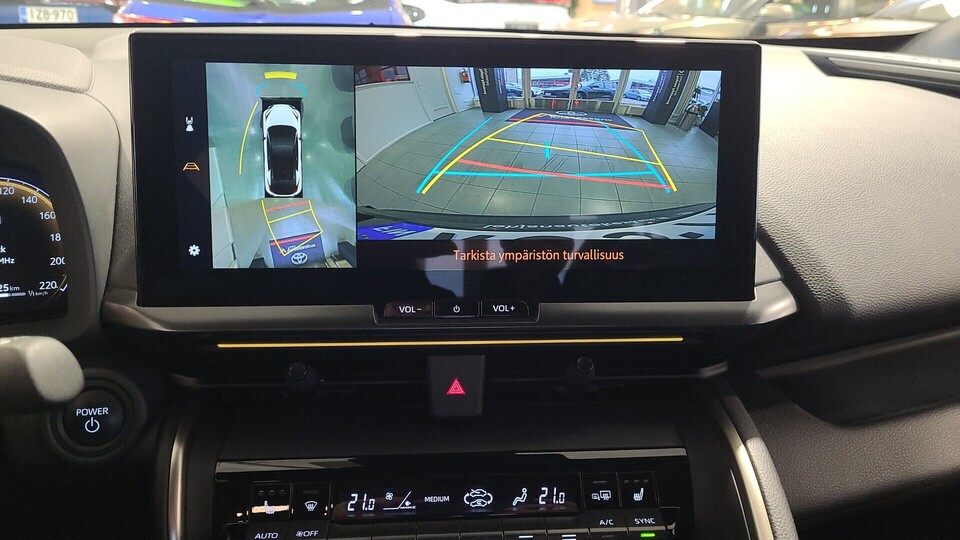 Toyota C-HR vaihtoauto