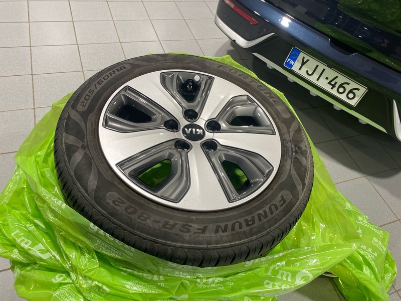 Kia Niro vaihtoauto