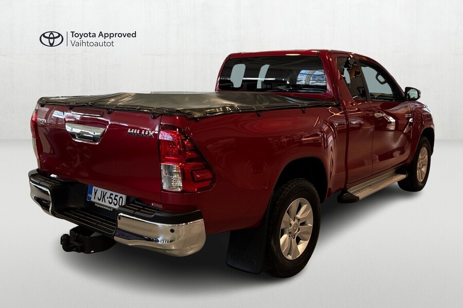 Toyota Hilux vaihtoauto