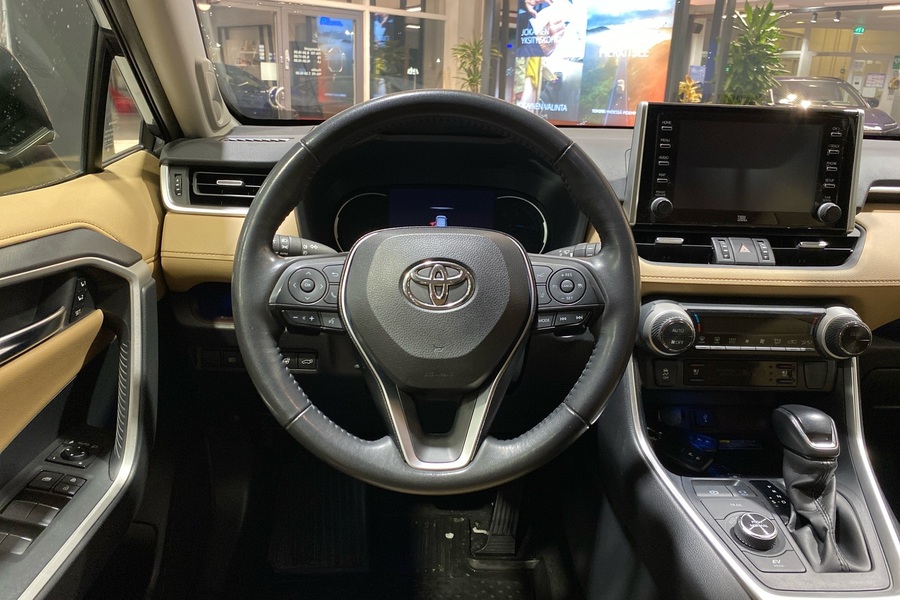 Toyota RAV4 vaihtoauto