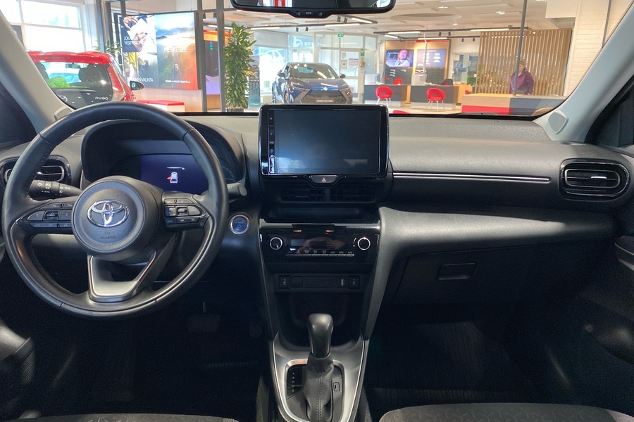 Toyota Yaris Cross vaihtoauto