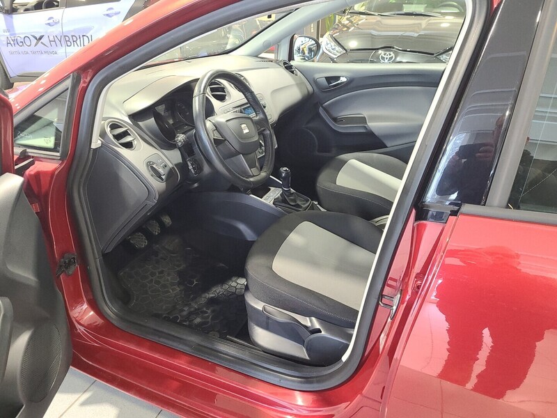 SEAT Ibiza ST vaihtoauto