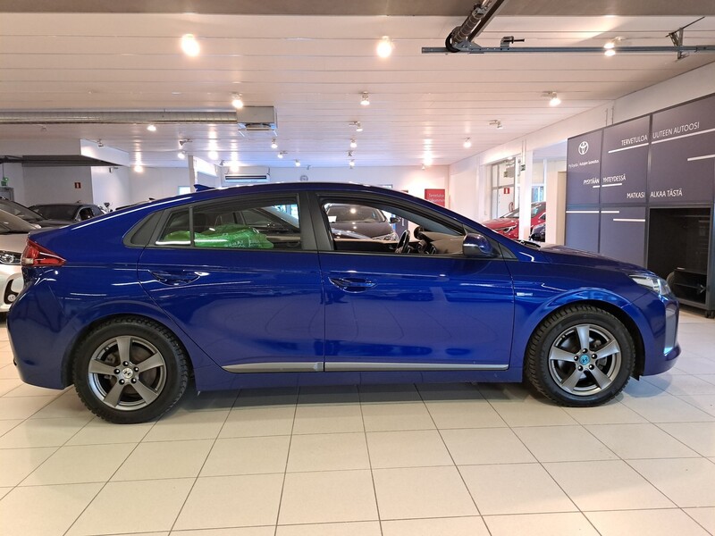 Hyundai IONIQ plug-in vaihtoauto