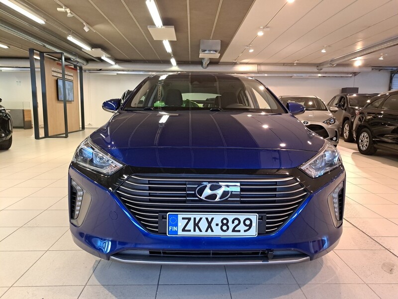 Hyundai IONIQ plug-in vaihtoauto