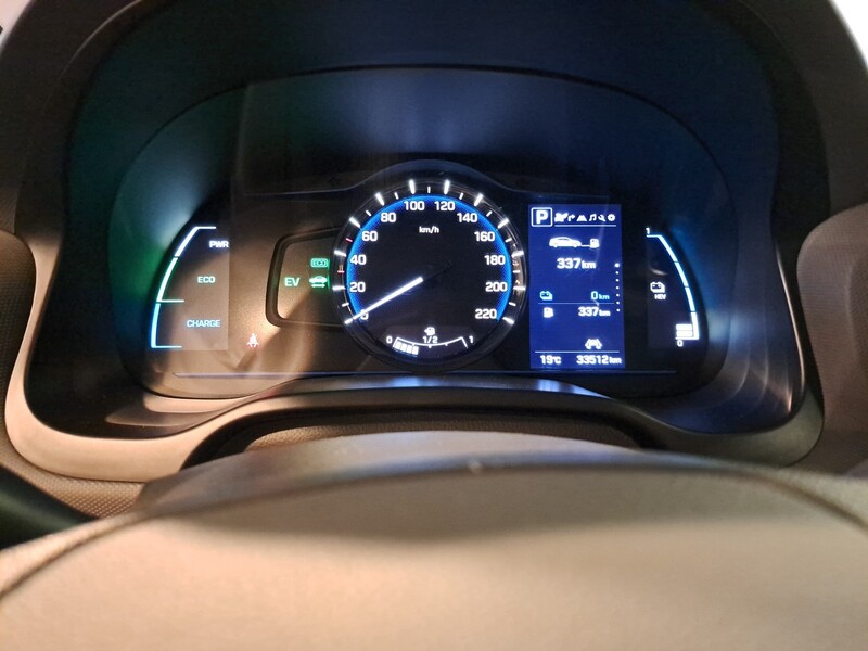 Hyundai IONIQ plug-in vaihtoauto