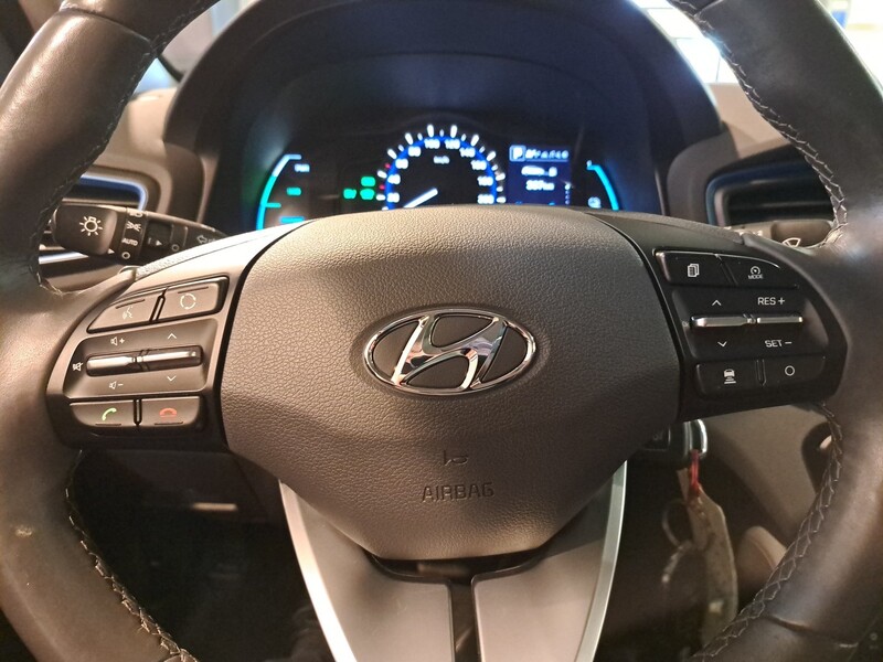 Hyundai IONIQ plug-in vaihtoauto