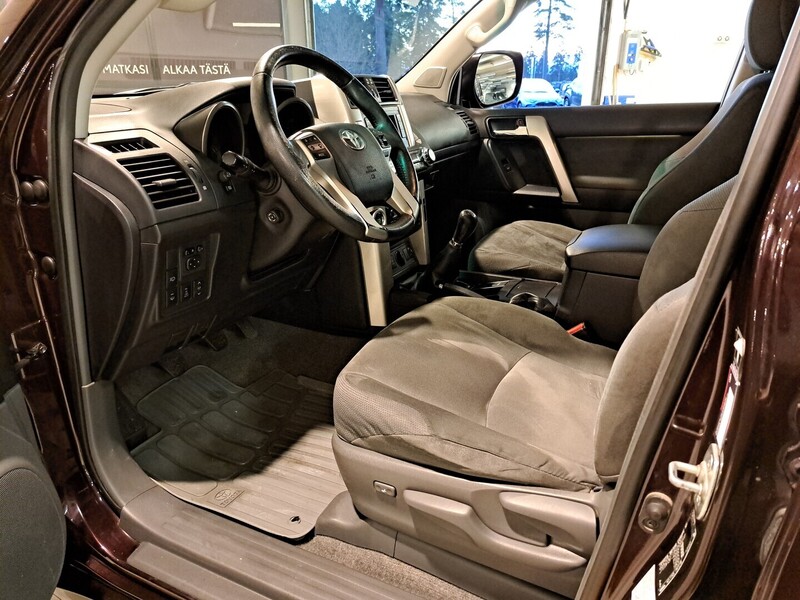 Toyota Land Cruiser vaihtoauto