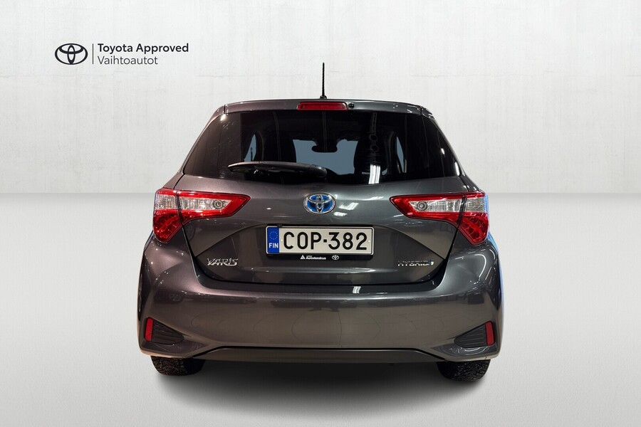 Toyota Yaris vaihtoauto