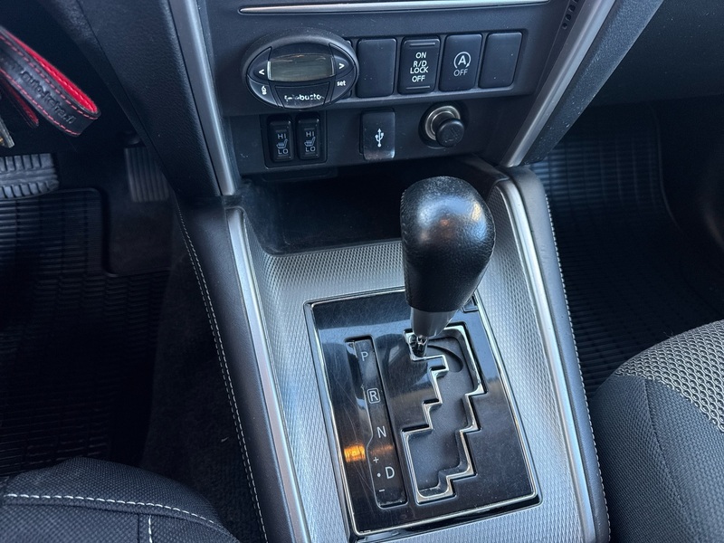 Mitsubishi L200 vaihtoauto