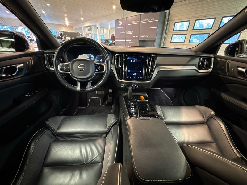 Volvo V60 vaihtoauto