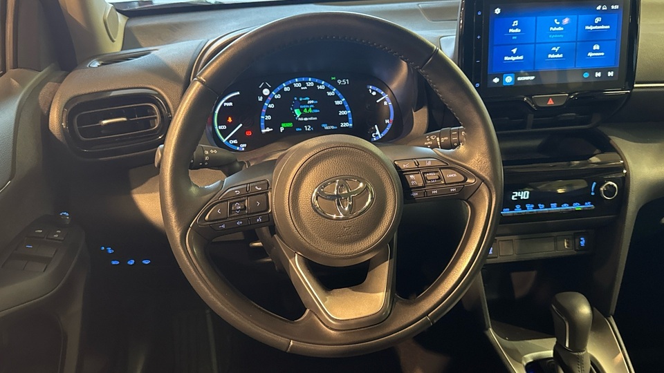 Toyota Yaris Cross vaihtoauto