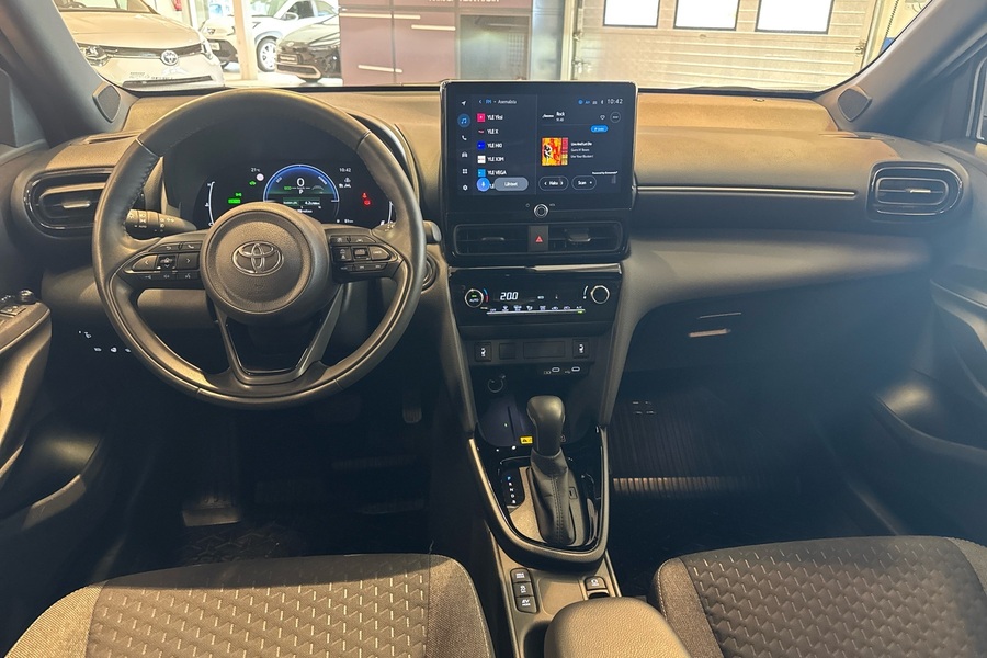 Toyota Yaris Cross vaihtoauto