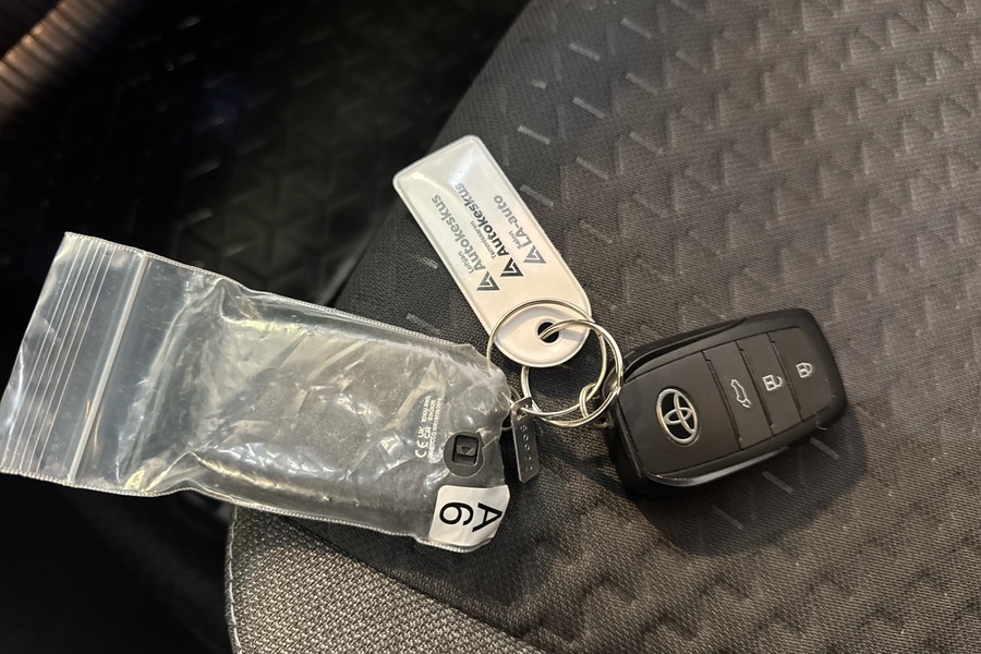 Toyota Yaris Cross vaihtoauto