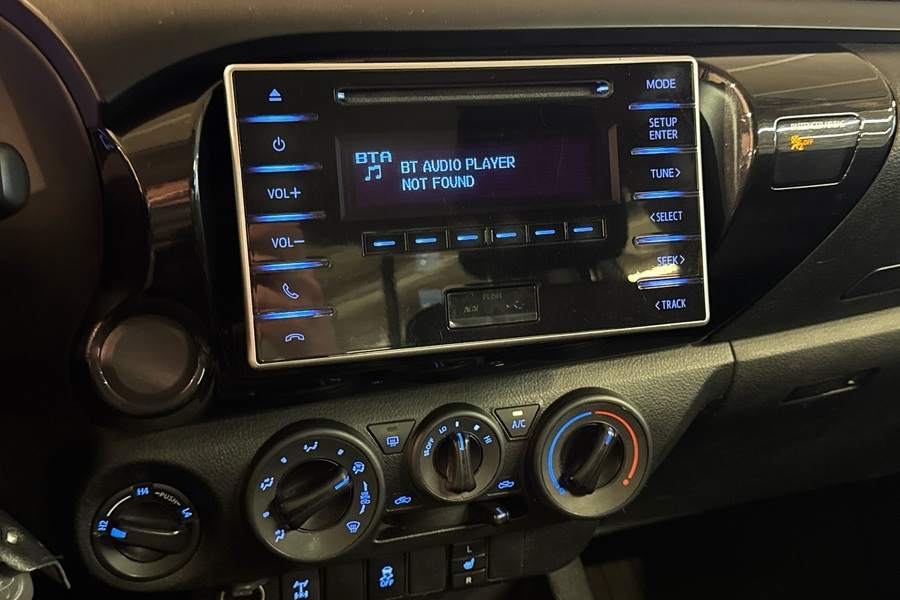 Toyota Hilux vaihtoauto