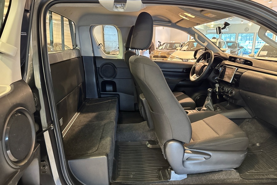 Toyota Hilux vaihtoauto