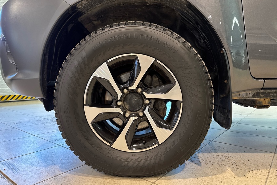 Toyota Hilux vaihtoauto