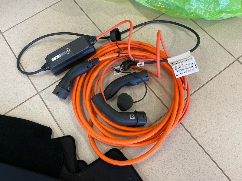 Toyota Prius Plug-in vaihtoauto