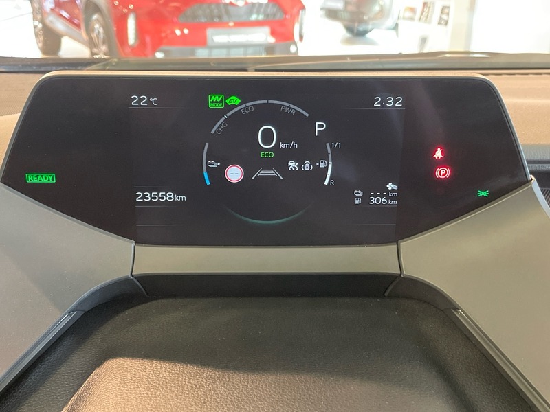 Toyota Prius Plug-in vaihtoauto