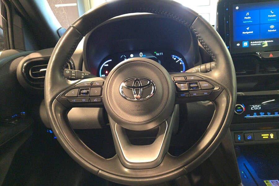 Toyota Yaris Cross vaihtoauto