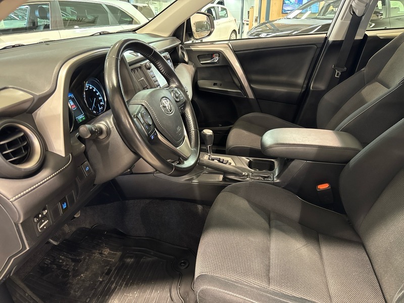 Toyota RAV4 vaihtoauto