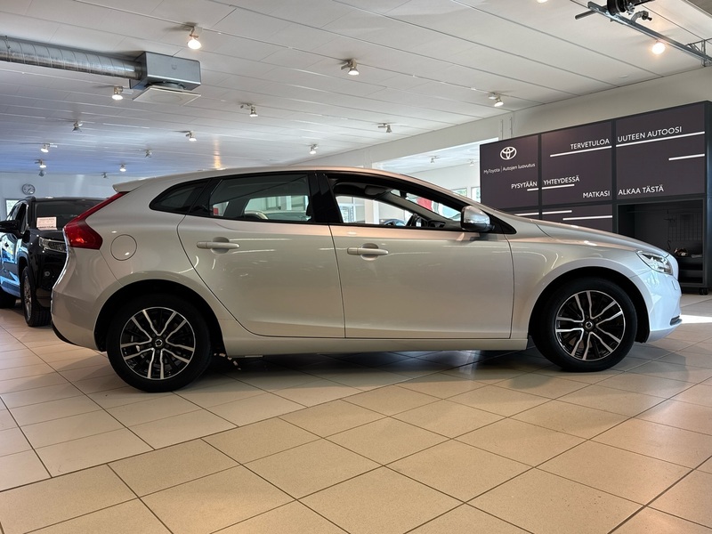 Volvo V40 vaihtoauto