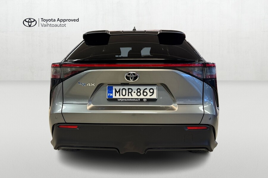 Toyota bZ4X vaihtoauto