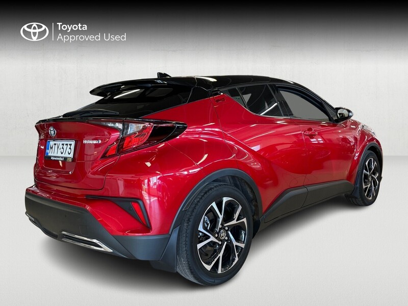 Toyota C-HR vaihtoauto