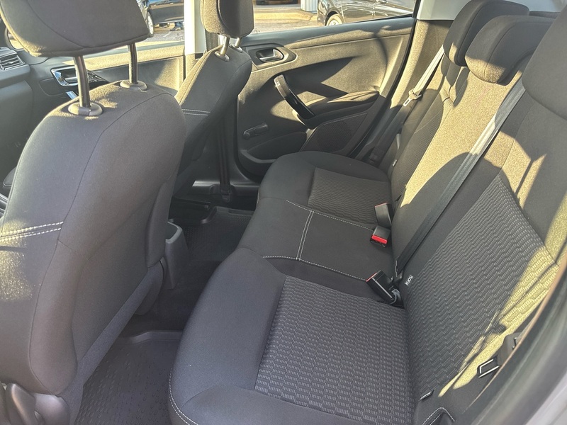 Peugeot 208 vaihtoauto