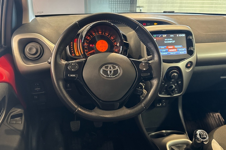 Toyota AYGO vaihtoauto