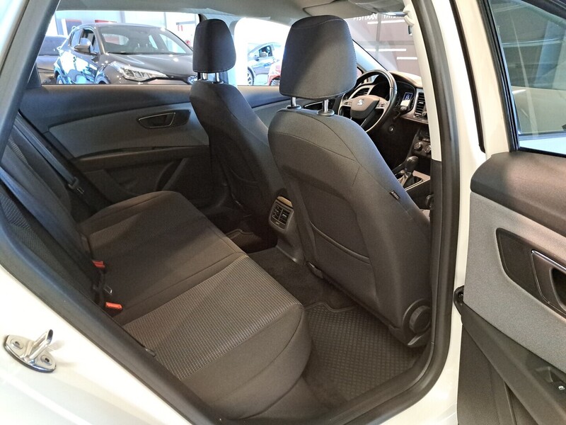 SEAT Leon ST vaihtoauto