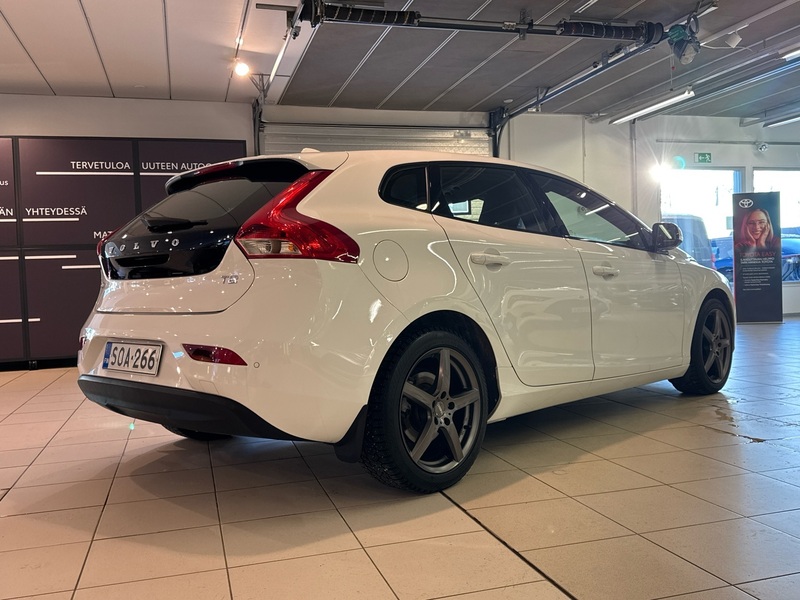 Volvo V40 vaihtoauto