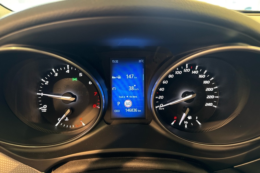 Toyota Avensis vaihtoauto