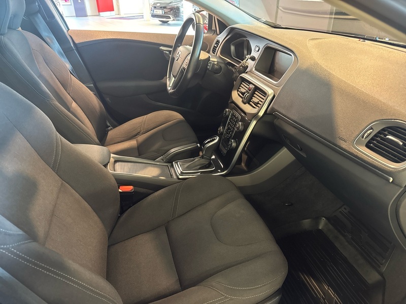 Volvo V40 vaihtoauto