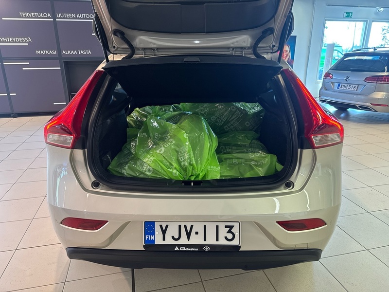 Volvo V40 vaihtoauto