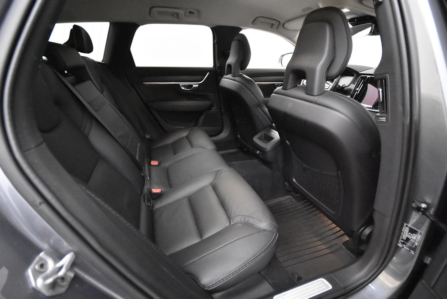 Volvo V90 Cross Country vaihtoauto