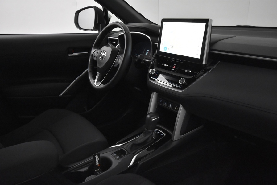 Toyota Corolla Cross vaihtoauto