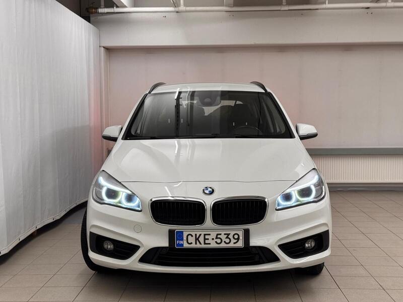 BMW 216 vaihtoauto
