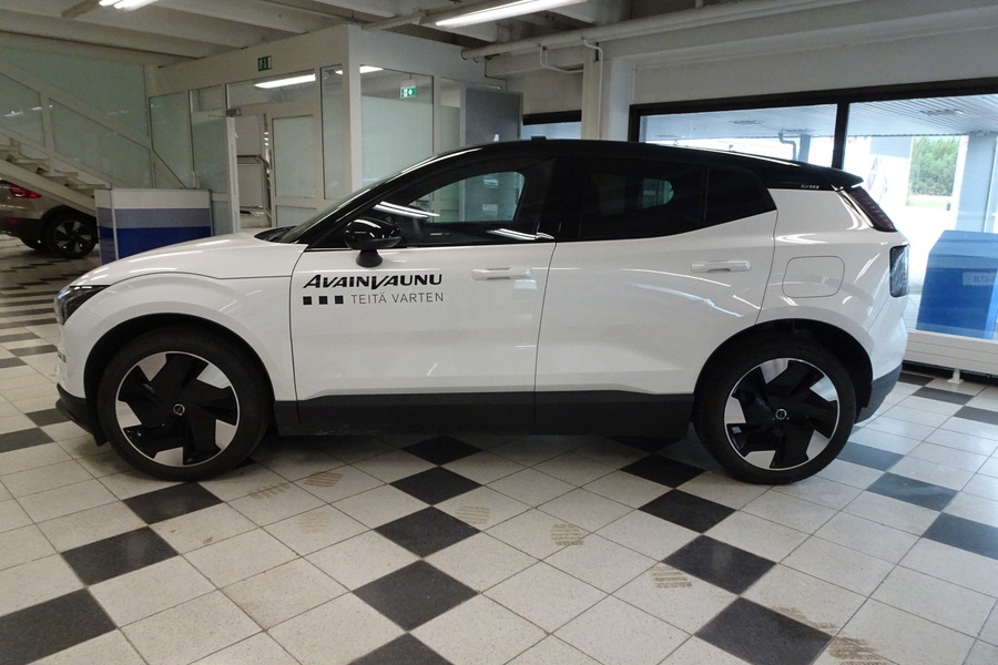 Volvo EX30 vaihtoauto