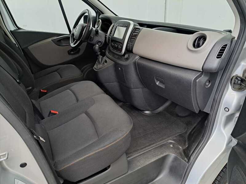 Renault Trafic vaihtoauto