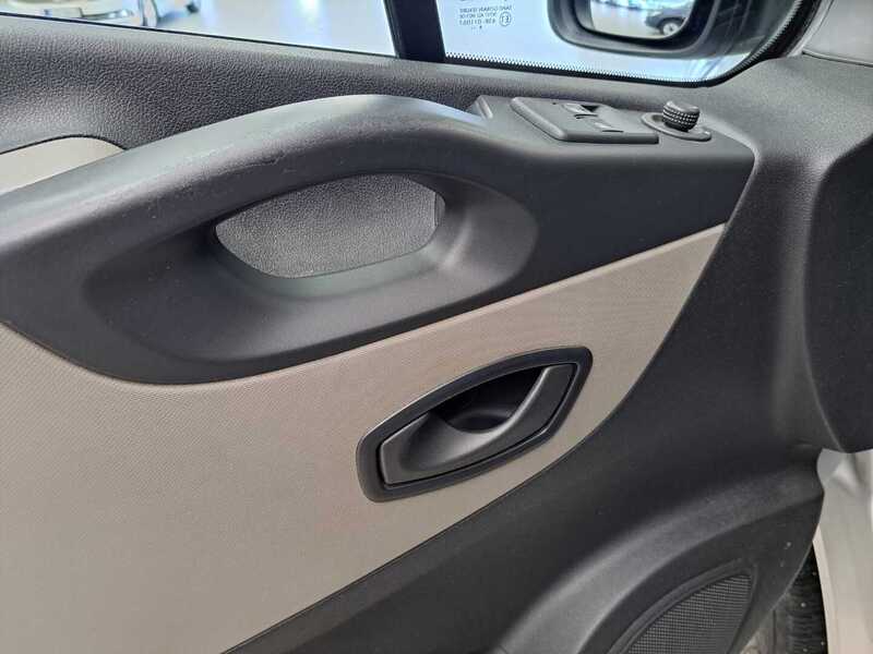 Renault Trafic vaihtoauto