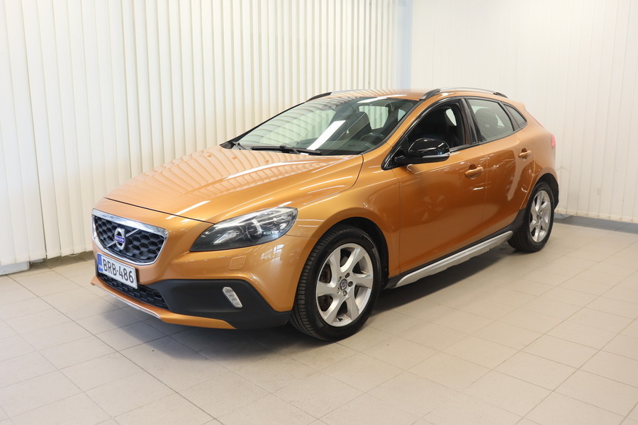 Volvo V40 Cross Country vaihtoauto