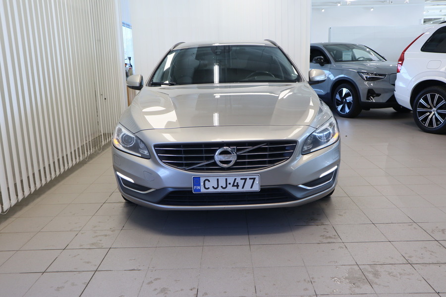 Volvo V60 vaihtoauto