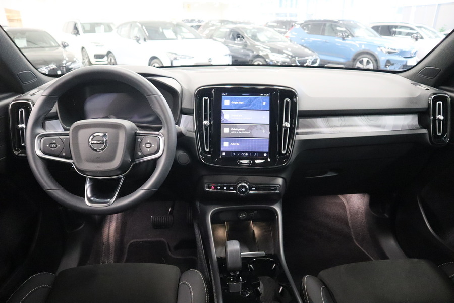 Volvo EC40 vaihtoauto