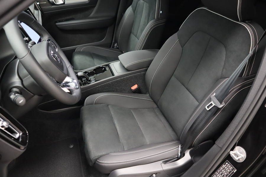 Volvo EX40 vaihtoauto